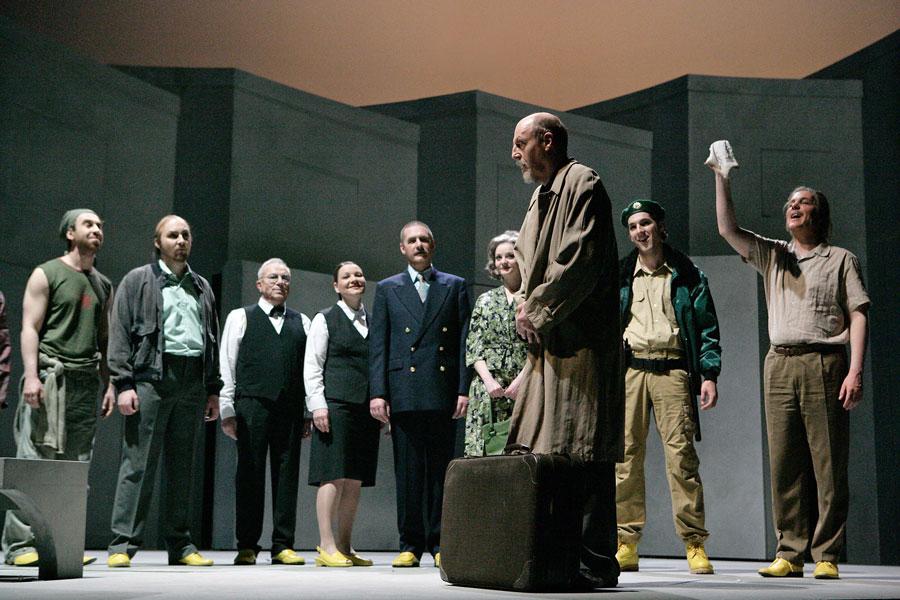 Foto von DER BESUCH DER ALTEN DAME von F. Dürrenmatt, Lilian Naef, 2008