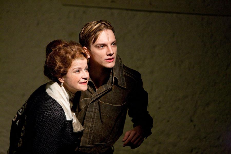 Foto von GEO CHAVEZ TRAUM von Hermann Anthamatten, Hermann Anthamatten, 2010